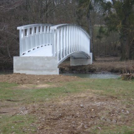 Vue de face de la passerelle 